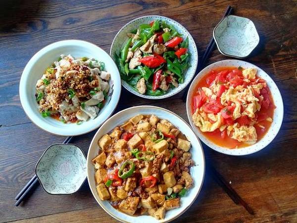 西红柿炒鸡蛋|欢乐番茄丨一日三餐不知道吃什么？有一份菜单，请查收！