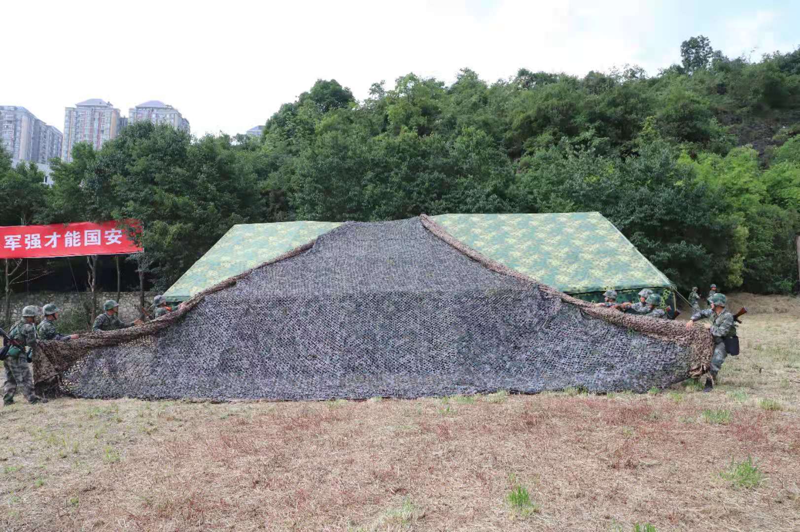 贵州文祥天廷集团民兵伪装防护连接受南部战区动员局检查调研