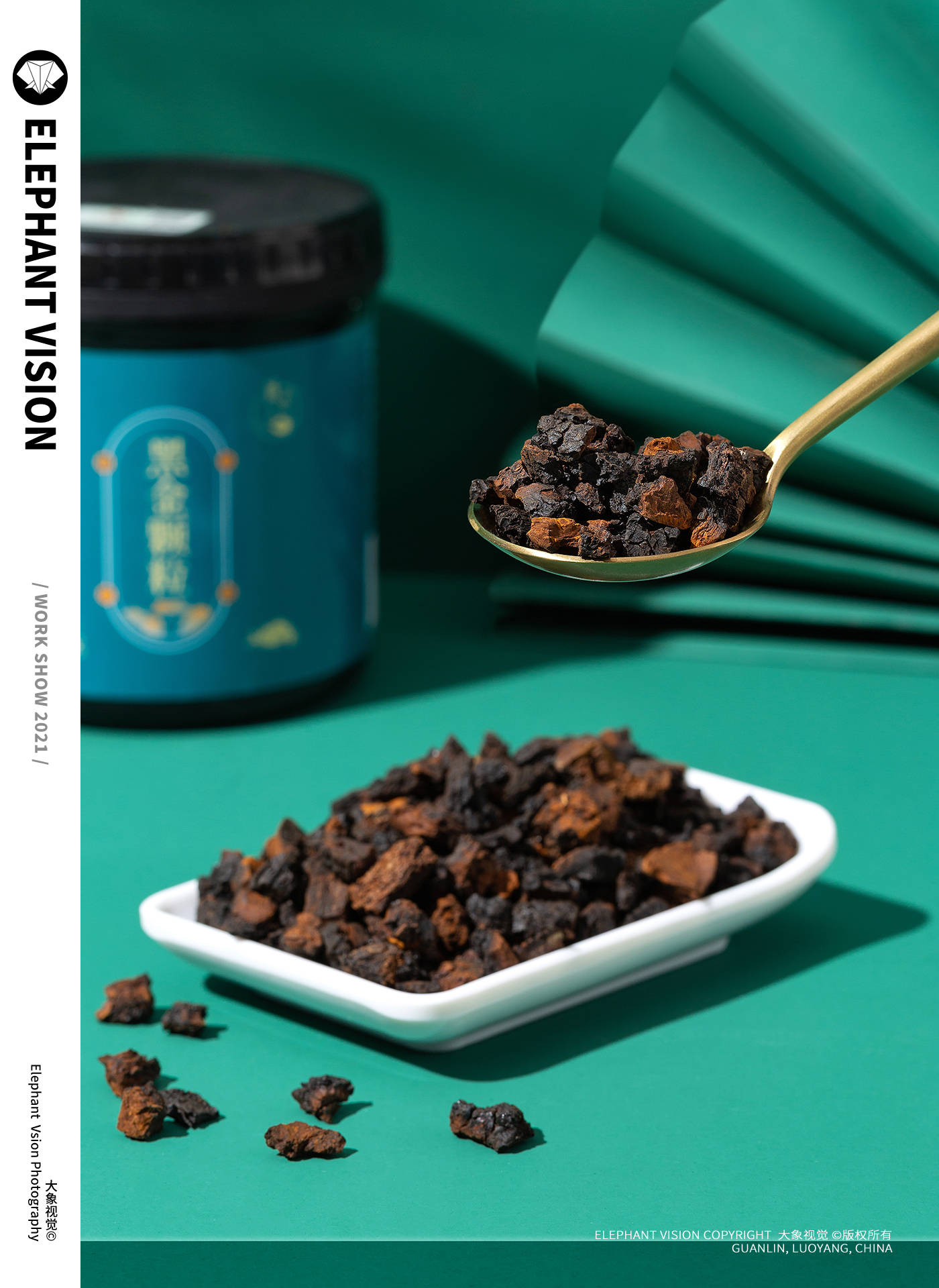 淘宝|今天拍摄的产品搭配绿色的背景，效果还不错的嘛，今天的产品拍摄