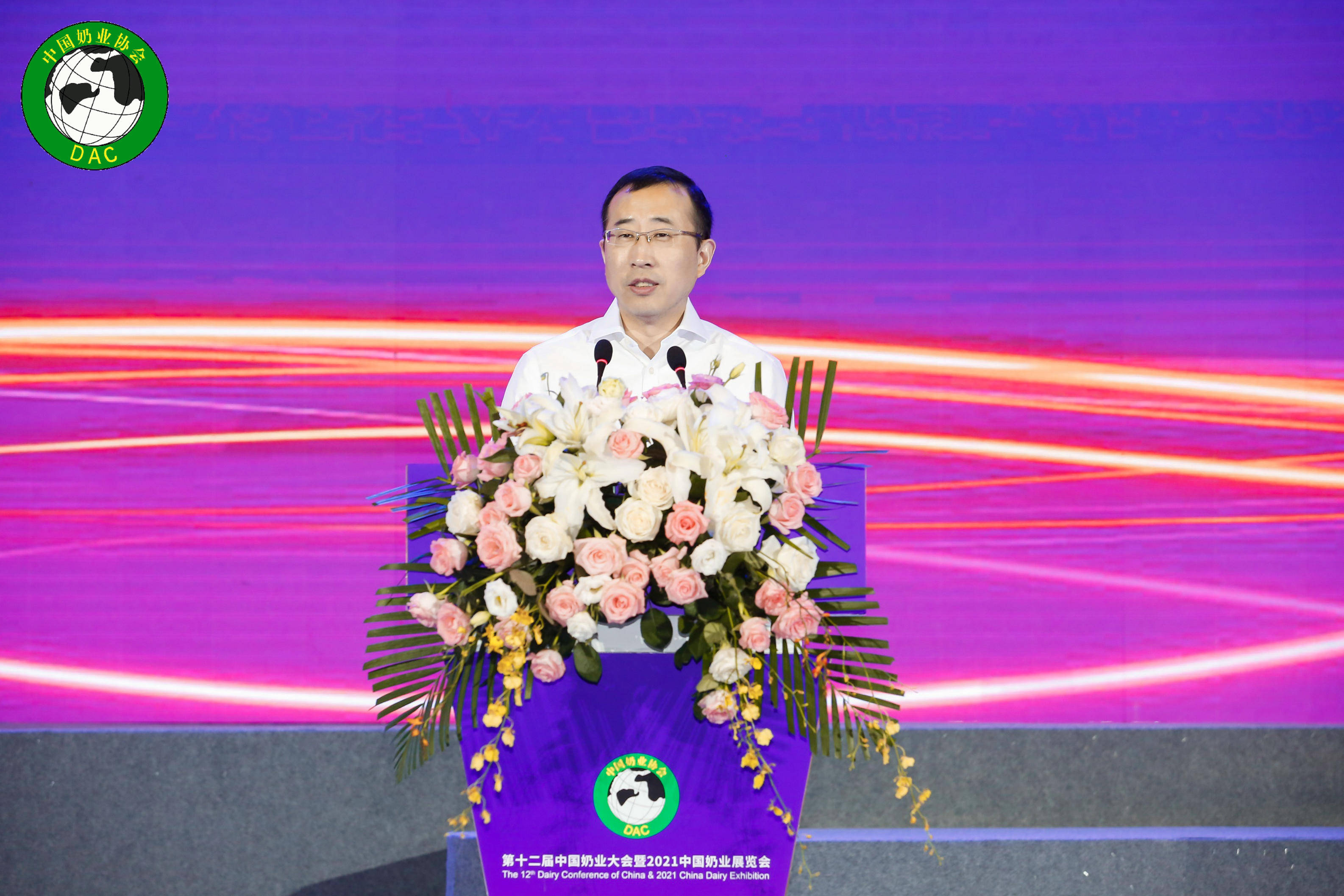 蒙牛卢敏放:奶业振兴助力中国梦