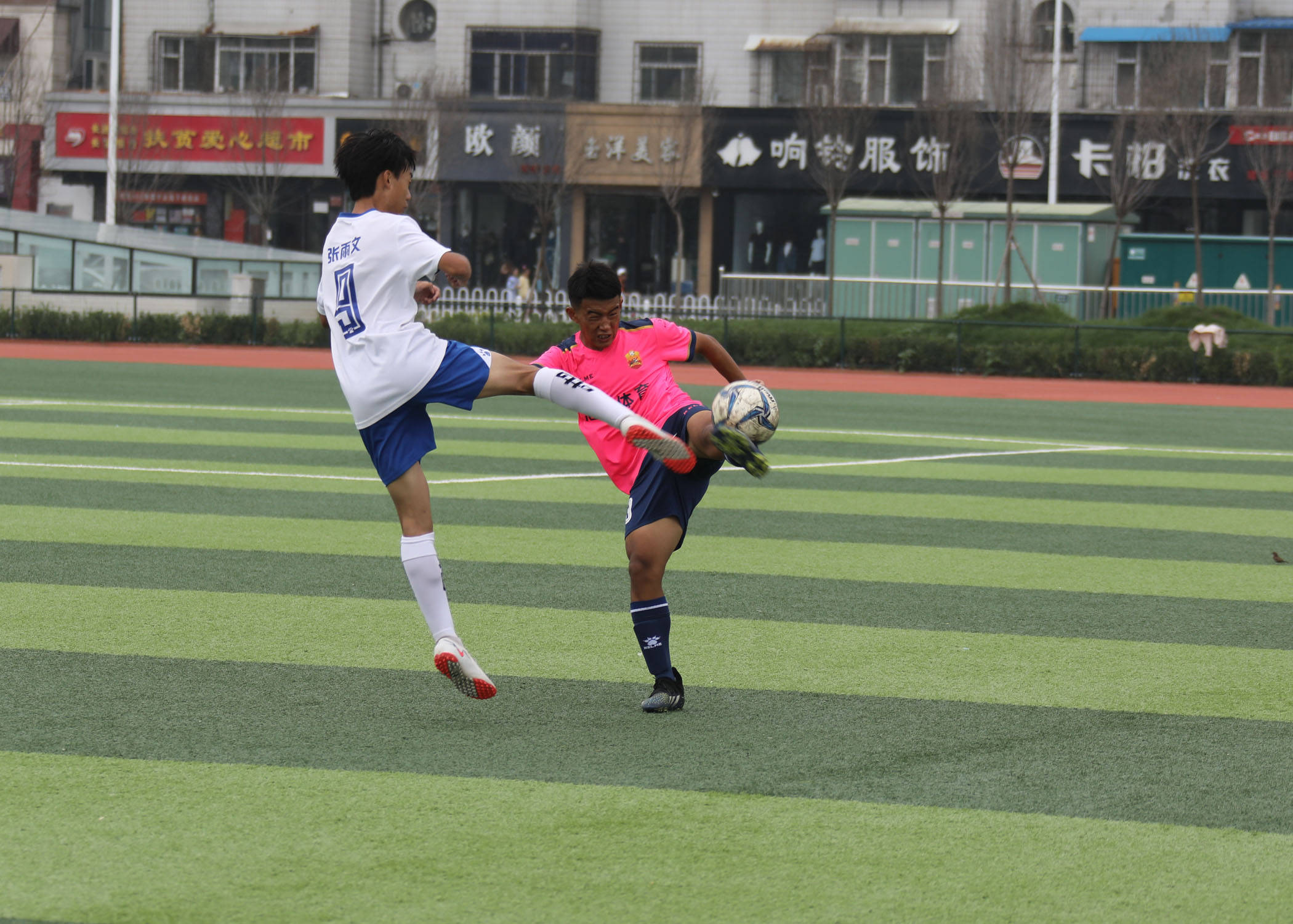 体校排名_体校少年跳水训练图片(3)