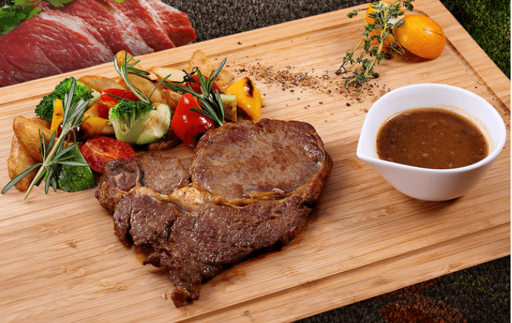 群体|现在开一间轻食简餐店还会有市场吗?开轻食店要如何操作?