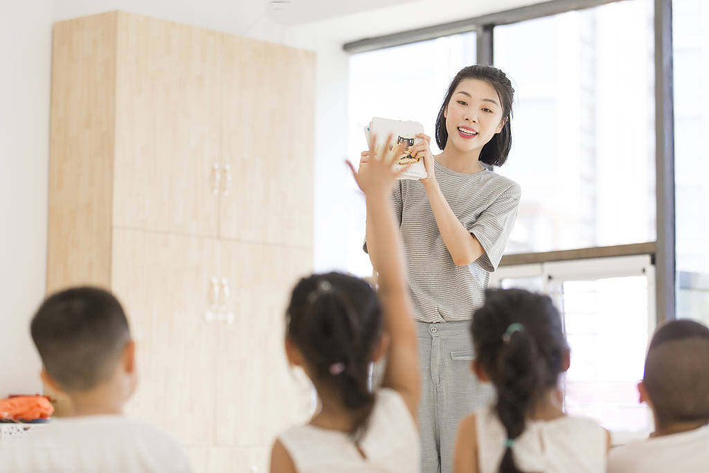 要求|在职幼师为什么会考保育员证书呢？