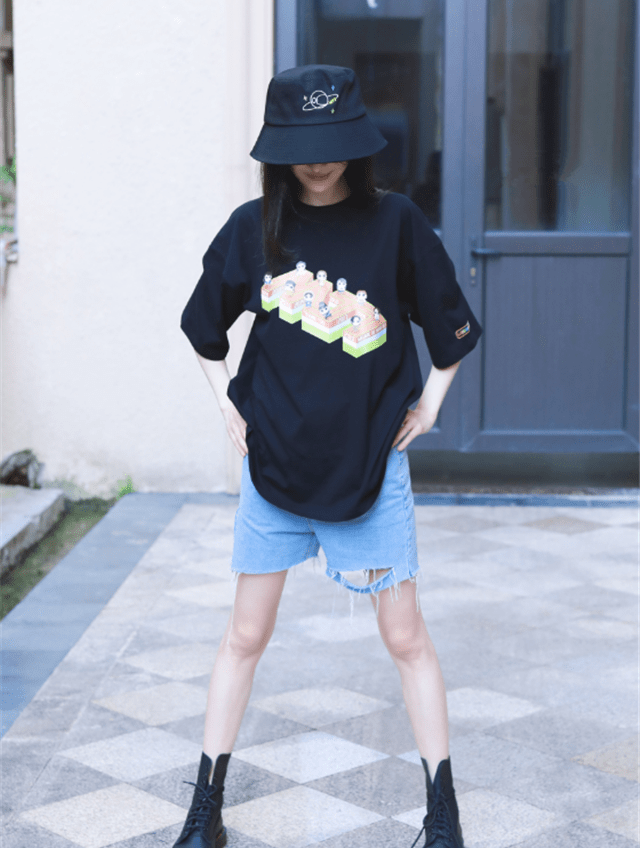 颜色|小白鞋已经过时了，今年流行的是“夏季靴”