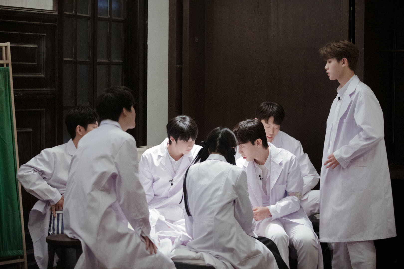 青年|《密逃3》收官封神，全员化身爱国青年，奔赴山海，带来黎明