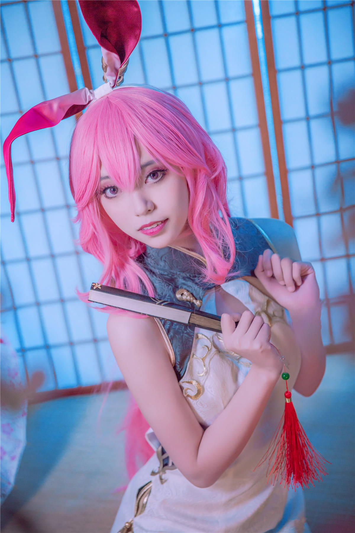 「她」究竟是谁,来自何处,又为何而战?崩坏三·八重樱旗袍cos_东之地