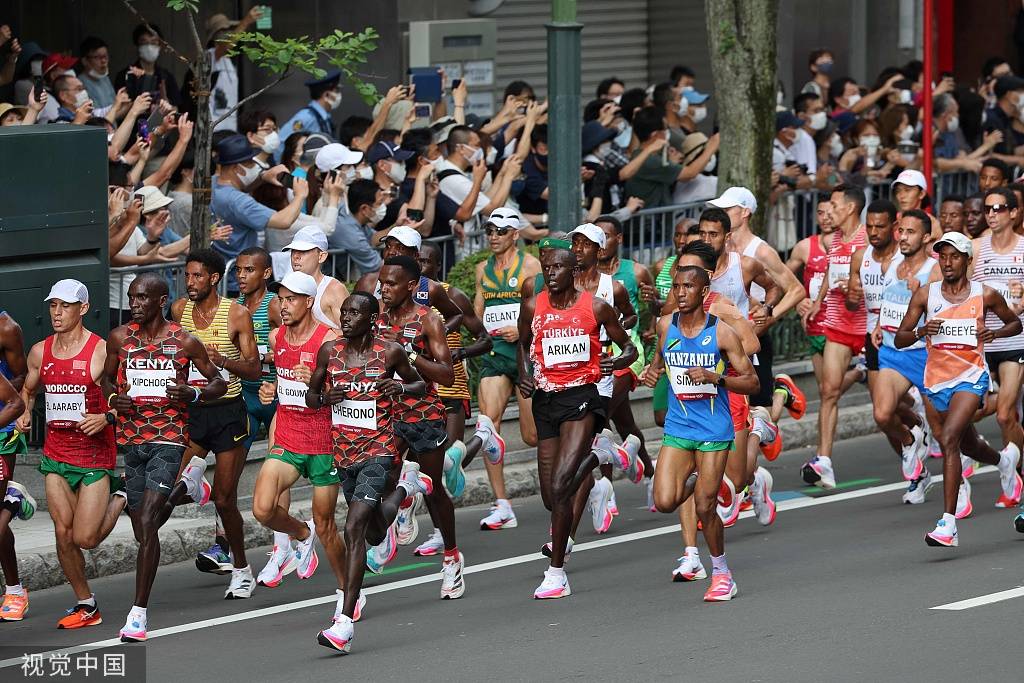 1/ 12 北京时间8月8日消息,东京奥运会最后一天,男子马拉松比赛展开