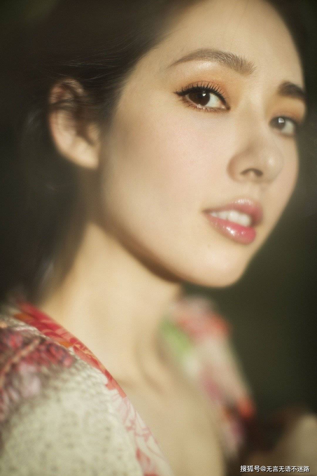 顶级美女郭碧婷,简直超好看,网友:挪不开眼睛!