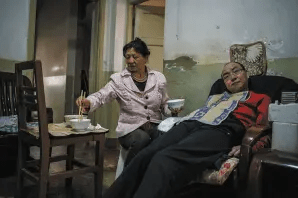 治疗|你是否在遭受运动神经元病的困扰呢？深受其害