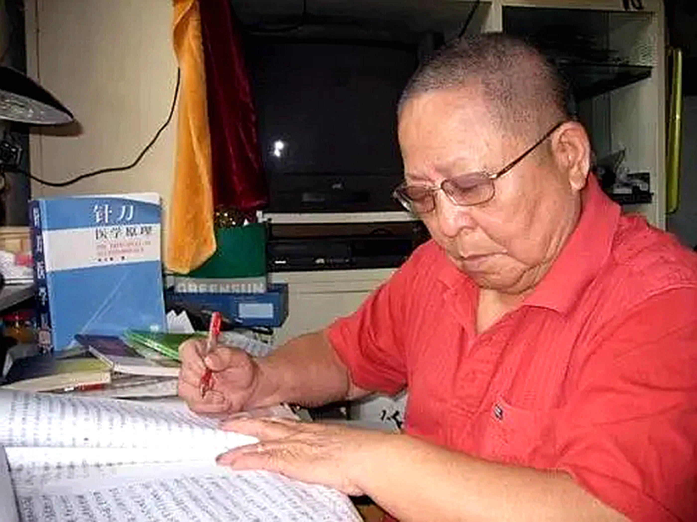 张英杰医生师从于著名的软组织外科学创始人宣蛰人教授.