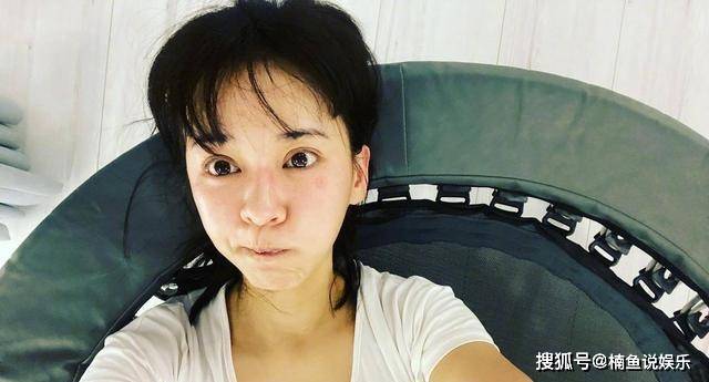 因为|陈意涵晒二胎近照，轻松劈叉丝毫不见孕肚，运动达人果然不简单