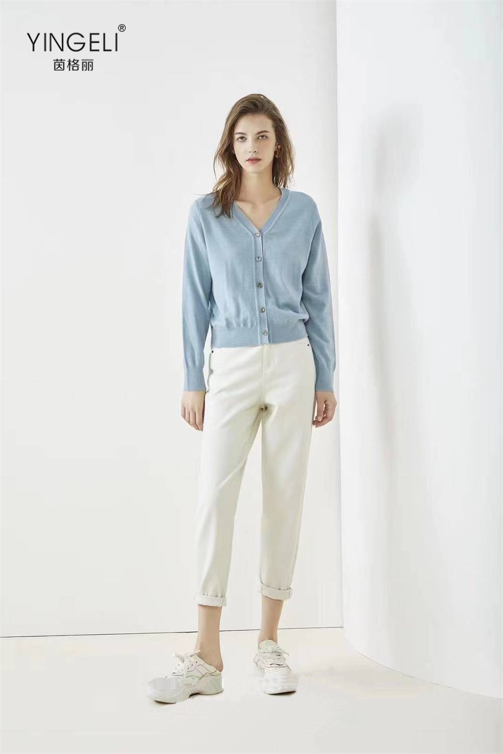 品质女装穿搭 a8dcf3a090ef4ef393992015f1cc8d5a.jpeg