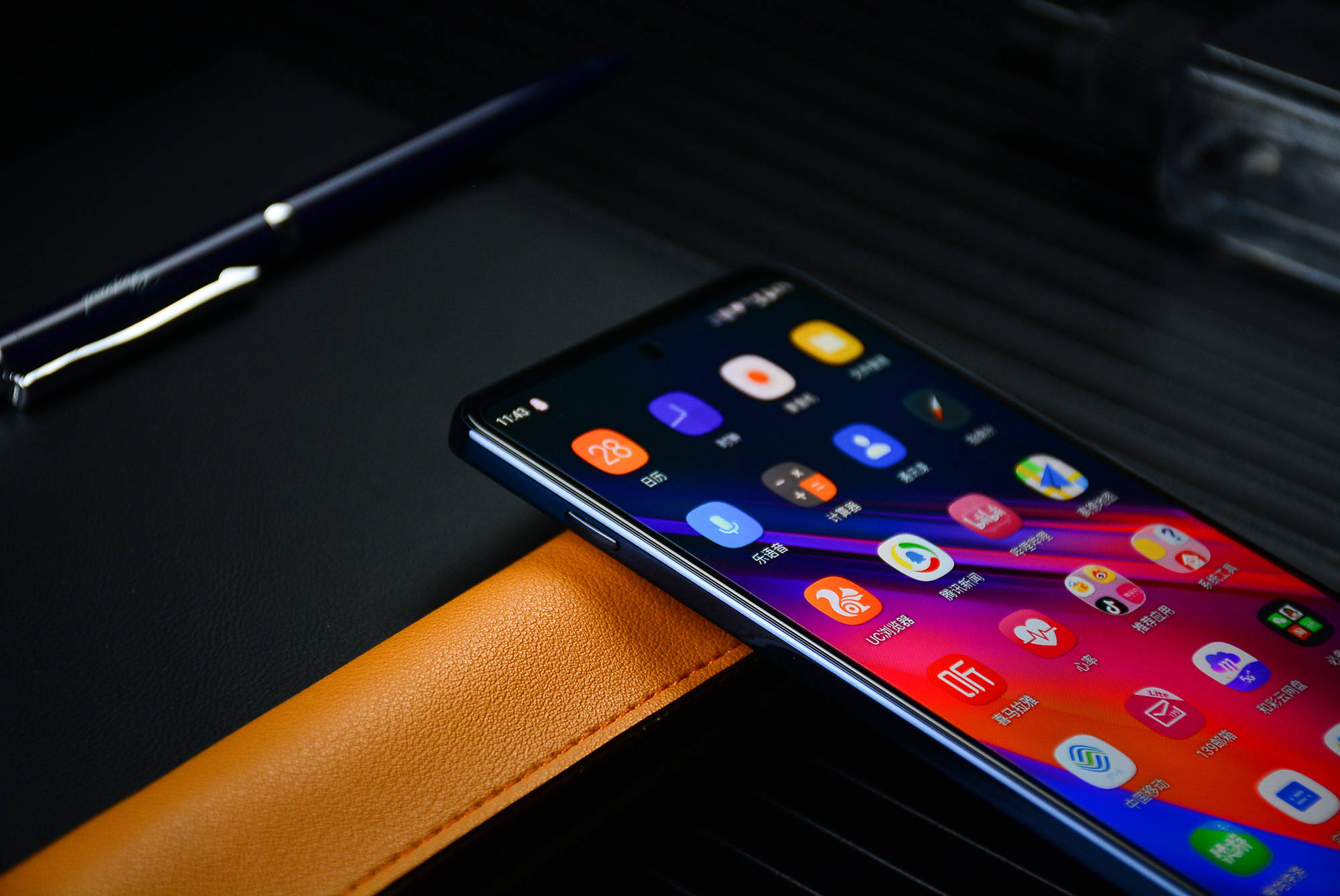 原创摩托罗拉edgespro50倍潜望式变焦1亿像素2k档最强相机