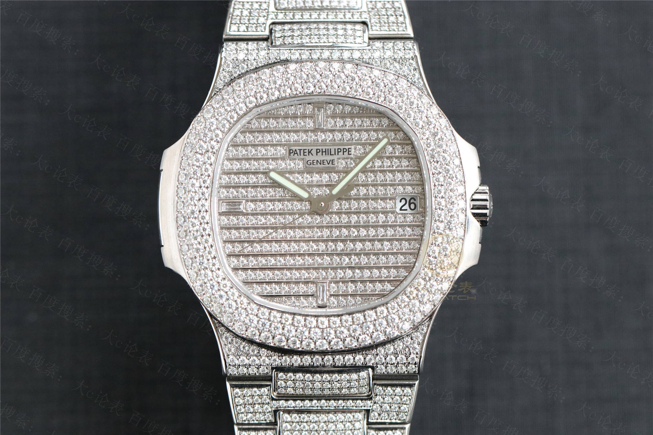 ��c�۱�:�ٴ�����������,���װ��ĸ�̲ʱ�Ȧ��