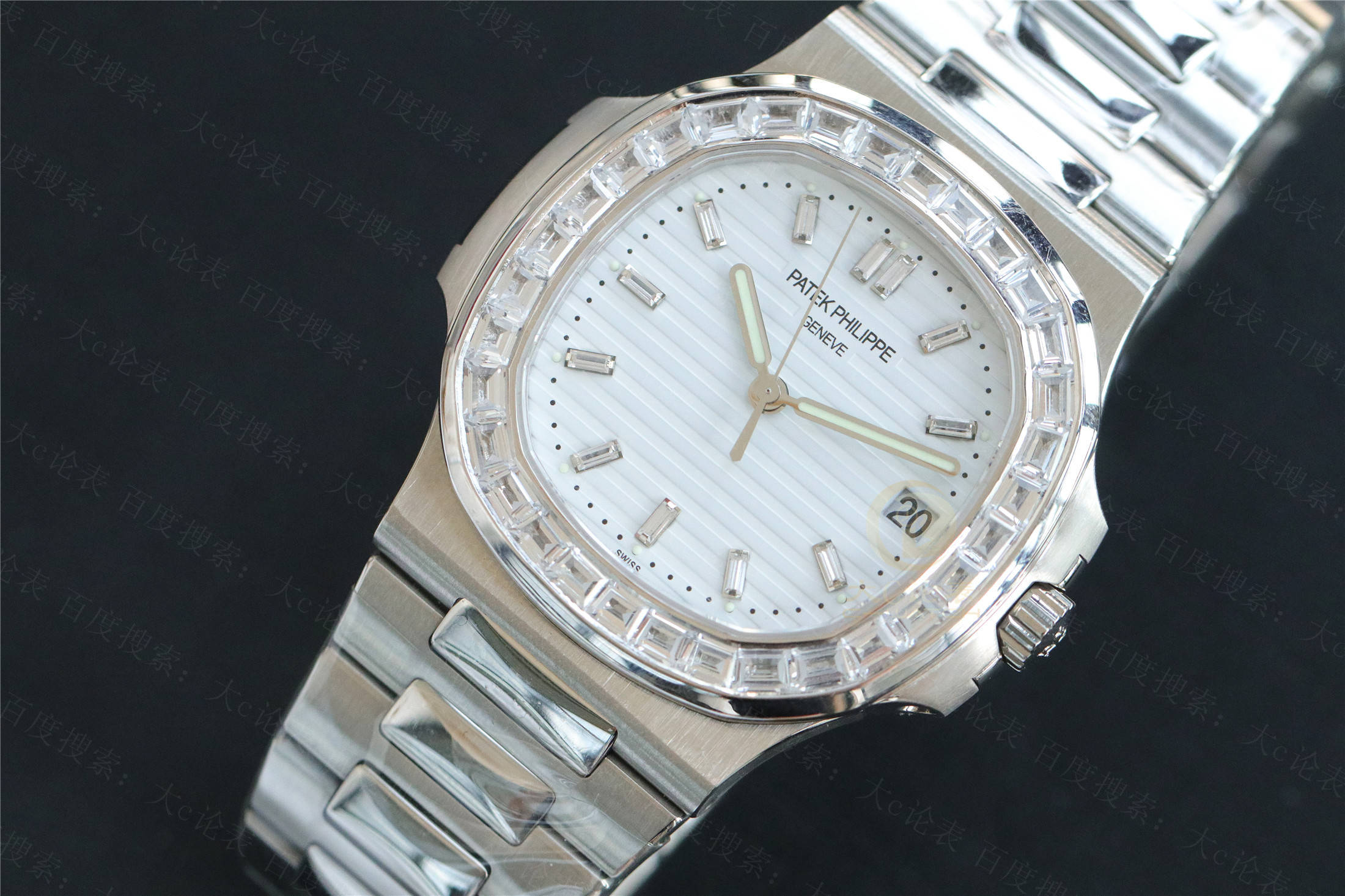 ��c�۱�:�ٴ�����������,���װ��ĸ�̲ʱ�Ȧ��