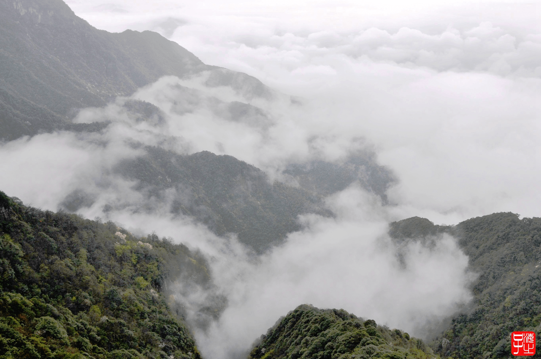 原创罗霄山脉中的武功山道家圣地之一