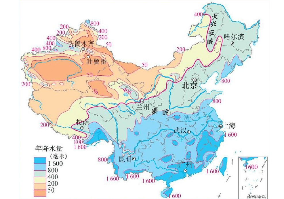 800毫米等降水量线,在淮河—秦岭—青藏高原东南边缘一线;400毫米等