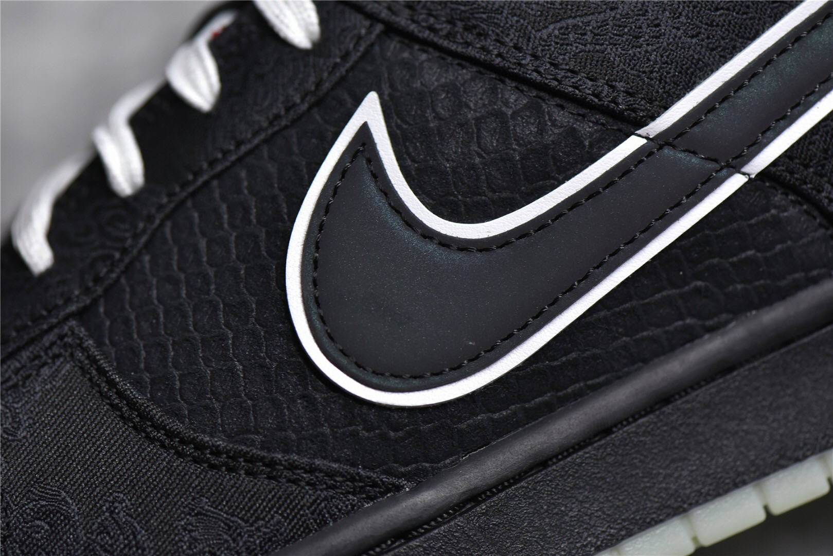 测评盘点|英雄联盟电竞联赛 LPL x Nike SB Dunk Low LOL 黑红丝绸龙纹夜光运动板鞋