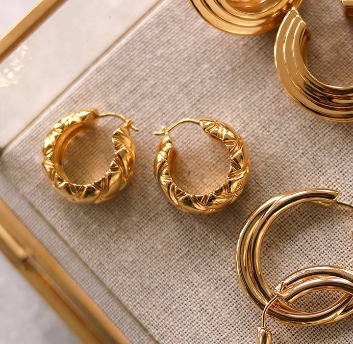 配饰|又美又气质的秋日配饰，谁用谁上头！