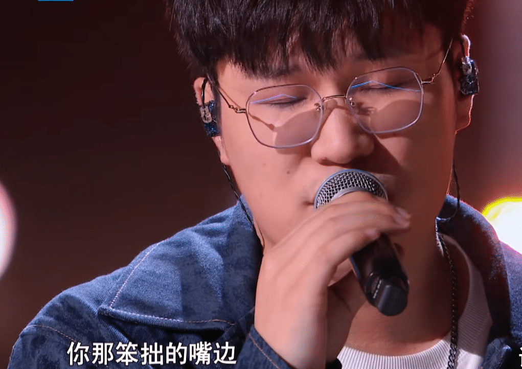 中国好声音不被谭轩辕重视的贺三成为了这一季的黑马