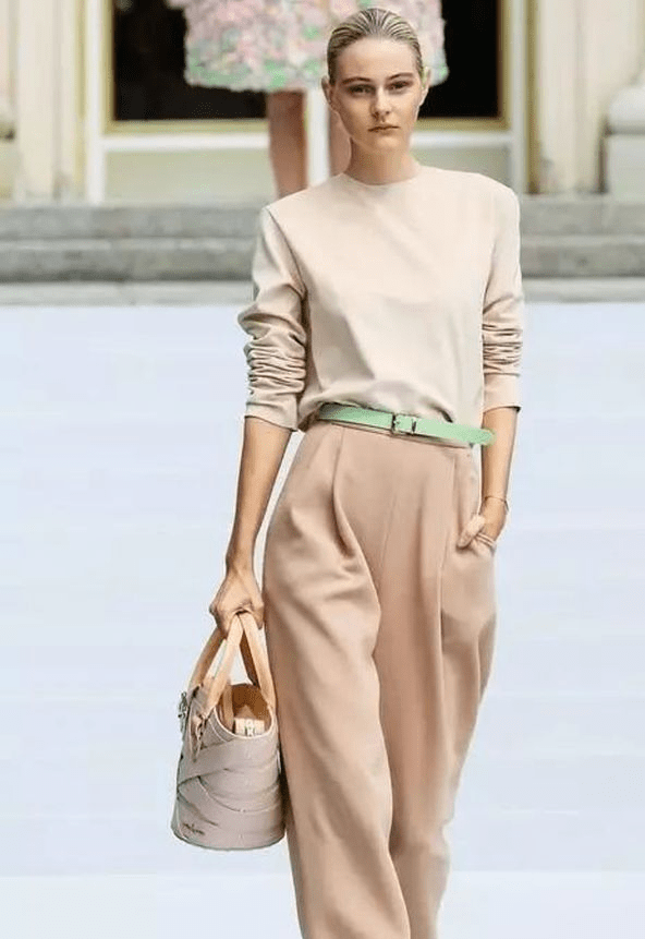 配饰|Gucci古驰双G腰带为什么能火三年?