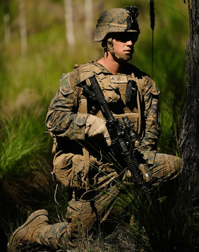 原创德国军火制造商出品hkm27自动步枪