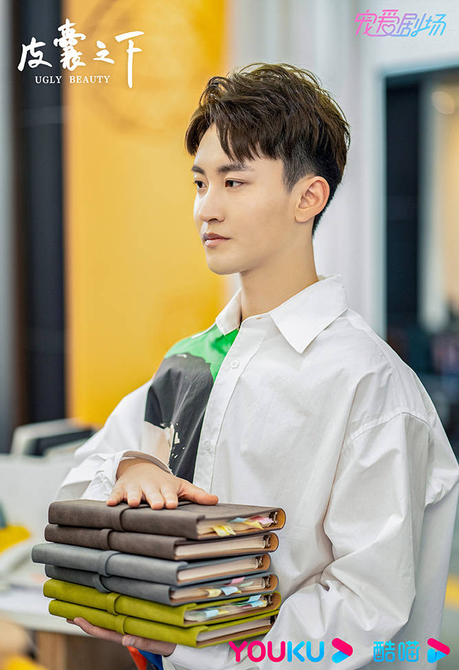 其中,丝芭影视旗下的演员赵煊赫将在剧中饰演灵慧聪