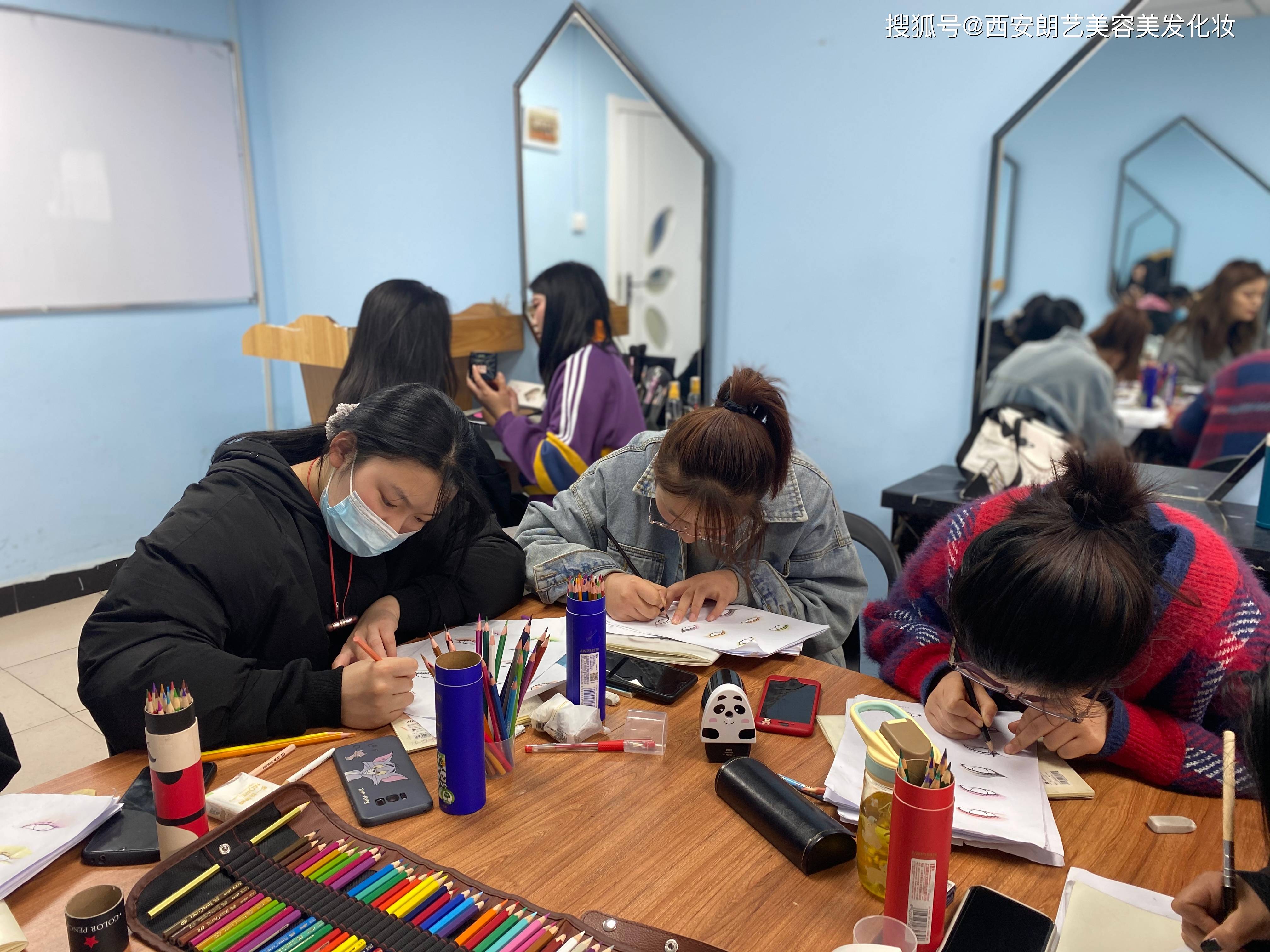 鬼神西安美发学校：关于纹绣