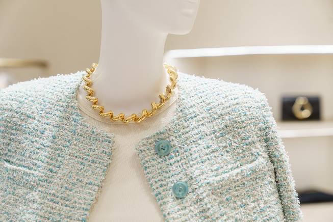 花呢 ST. JOHN上海外滩金融中心BFC精品店焕新揭幕