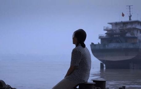 原创隐忍丈夫出轨17年家暴11次只为2000生活费可怜可恨