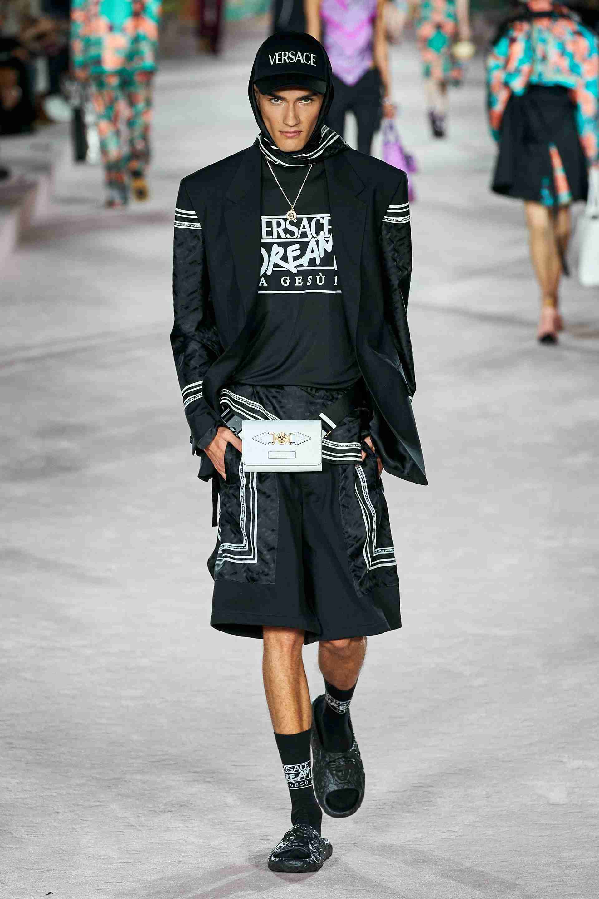 品牌 【米兰时装周】Versace范思哲 2022春夏系列