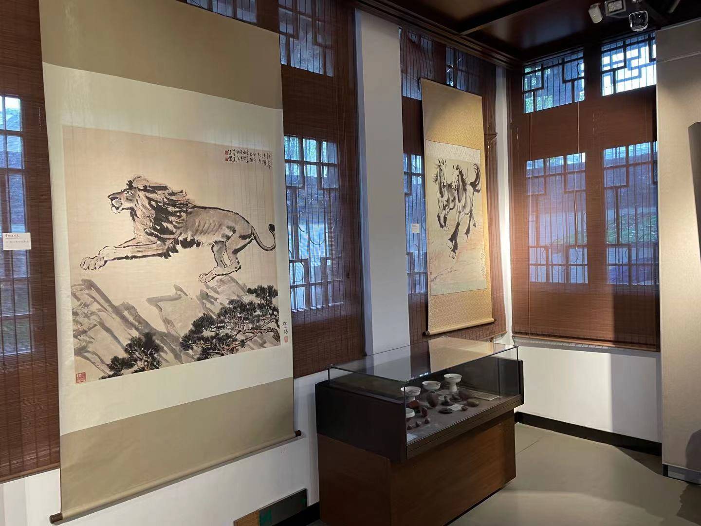 进行了|“鸿程百年”为梦想绽放 徐悲鸿书画作品全国巡展?南京站开启