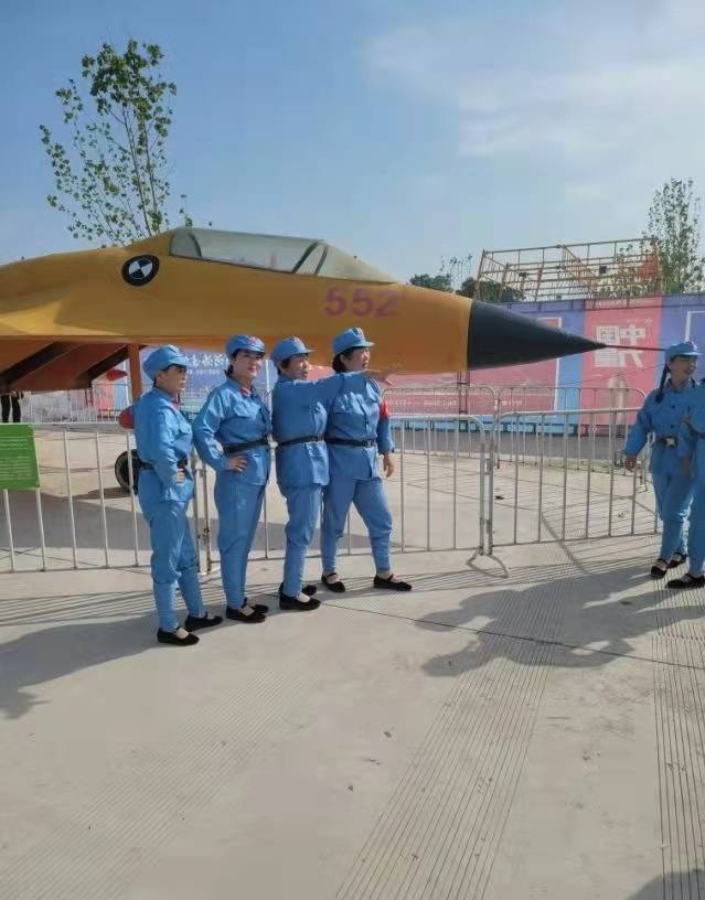 莫沟|喜迎国庆 老家莫沟红色艺术团放歌汇演洛阳国防兵器展