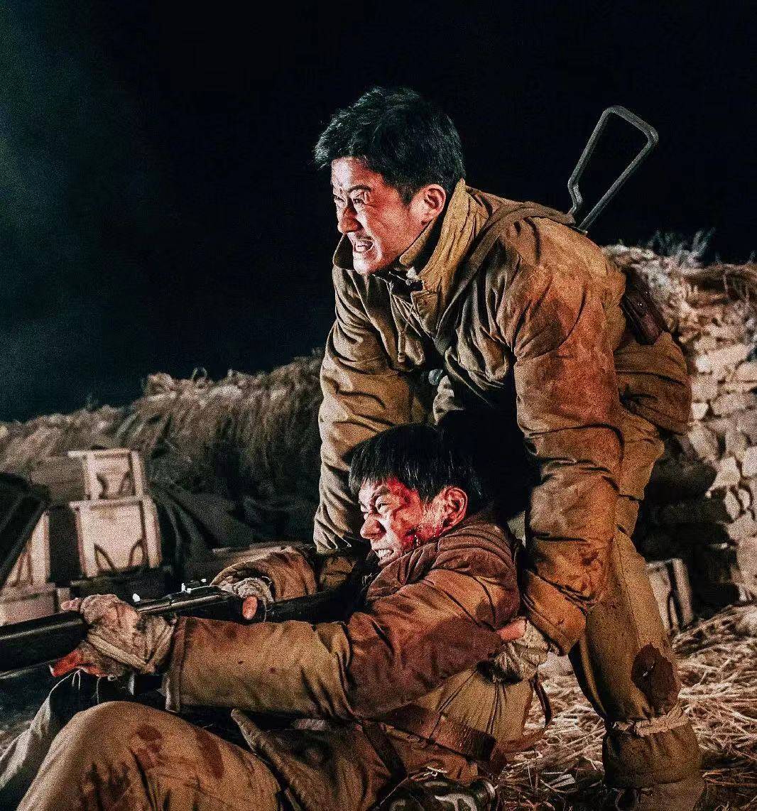 《長津湖》破多項記錄，易烊千璽主演票房超40億，這是一次流量和主旋律的雙贏 娛樂八卦吃瓜 第8张