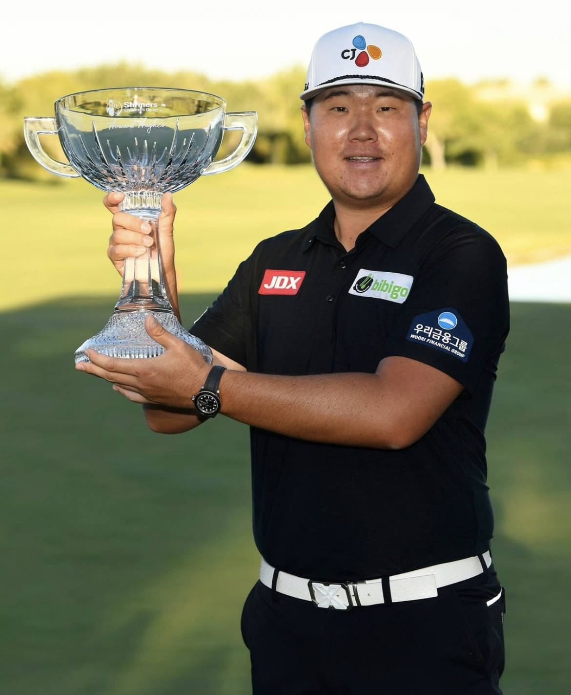 组图儿童医院公开赛任成宰捧杯 夺美巡生涯第二冠搜狐大视野搜狐新闻