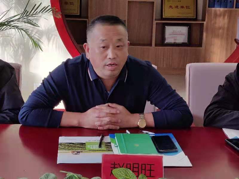 赵明旺副局长表示对新农云平台认可新农云服务中心本着"一县一中心"的