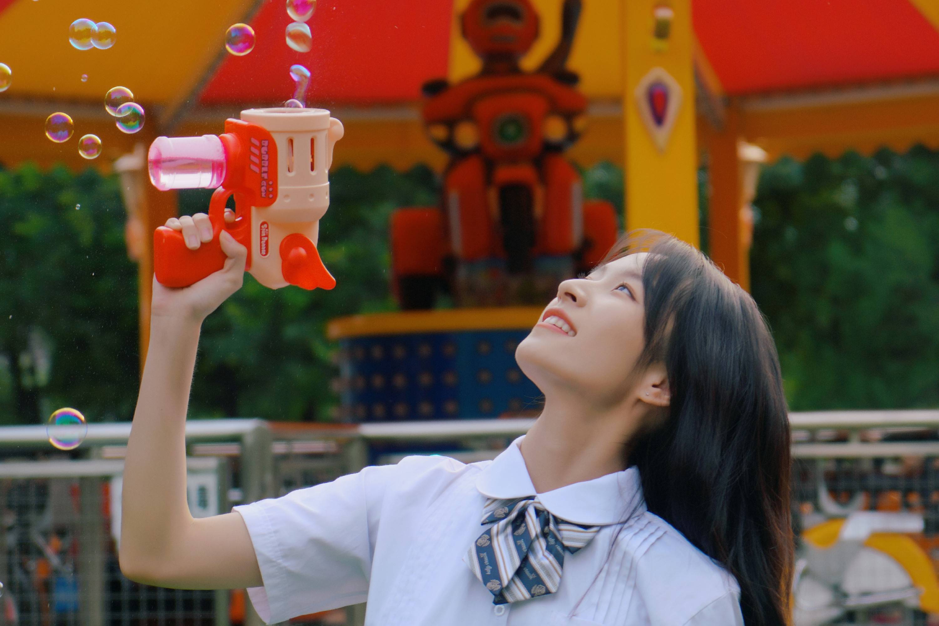 演员林芷伊氛围感写真曝光 天真烂漫笑靥温柔-搜狐大视野-搜狐新闻