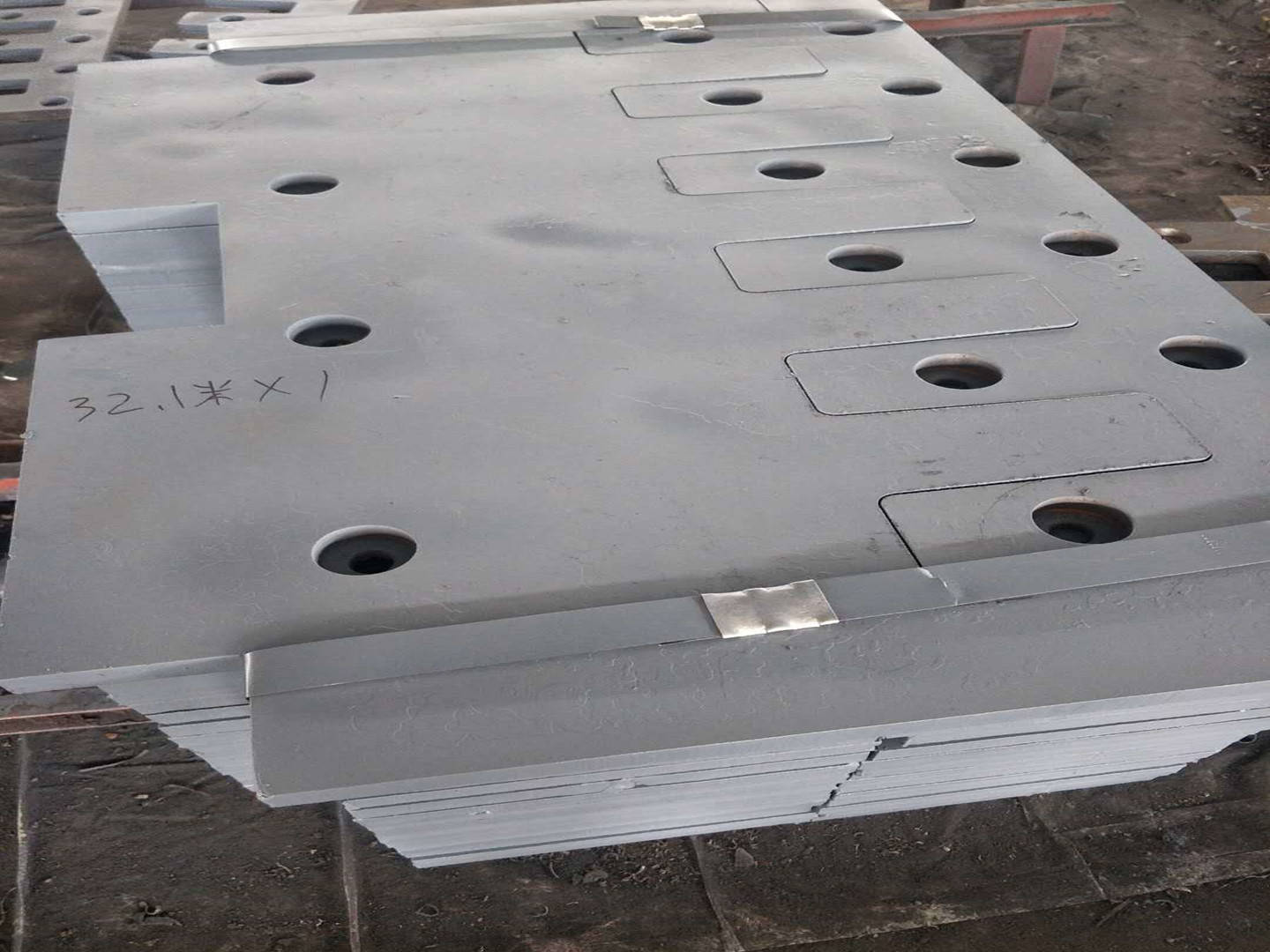 桥梁梳齿板伸缩缝a青州桥梁梳齿板伸缩缝a桥梁梳齿板伸缩缝安装方向