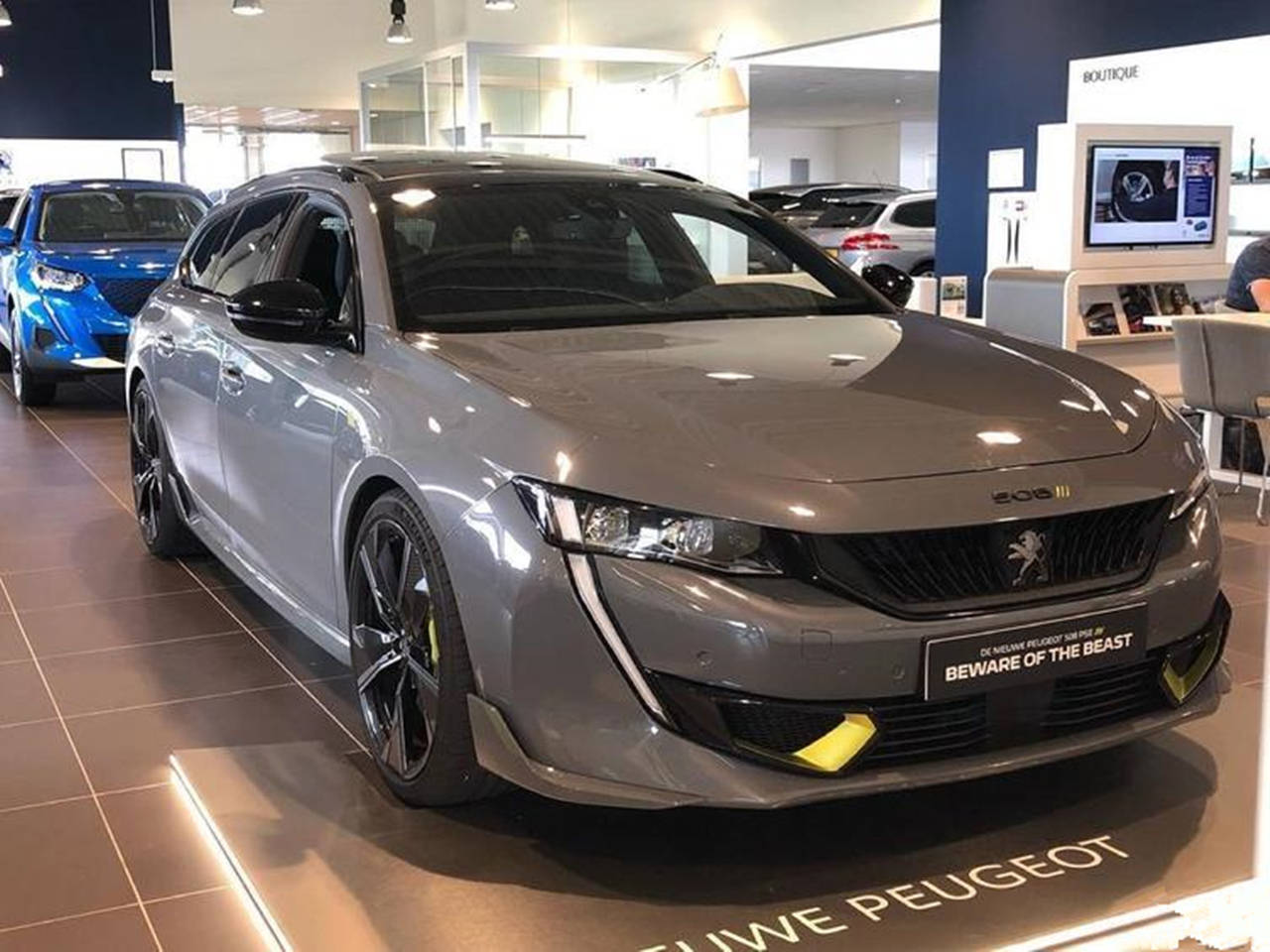 全新标致508 pse实车曝光,采用了非常运动的包围_搜狐汽车_搜狐网