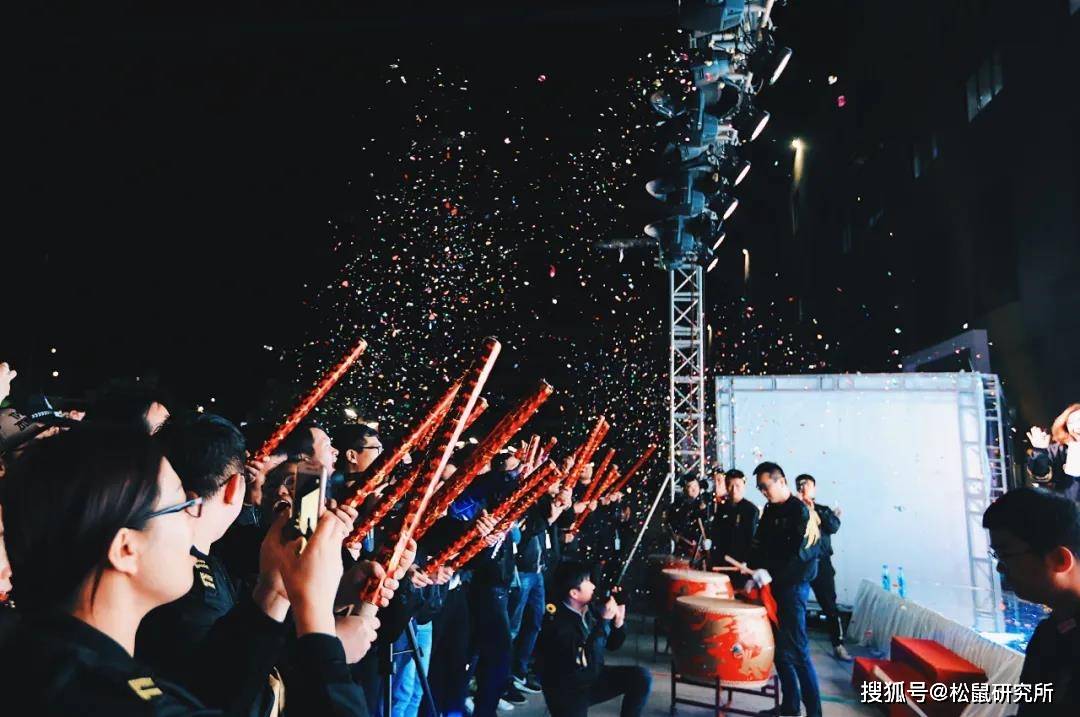 企业|10年双十一,三只松鼠都经历了啥?