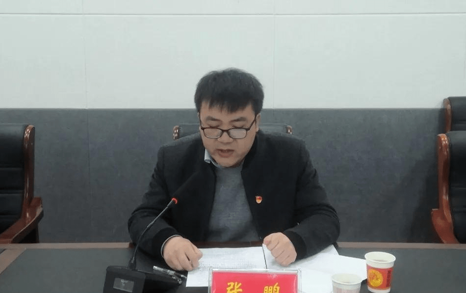 浉河中学湖东分校校长杨道勇作表态发言:一定服从巡察组工作安排,严守