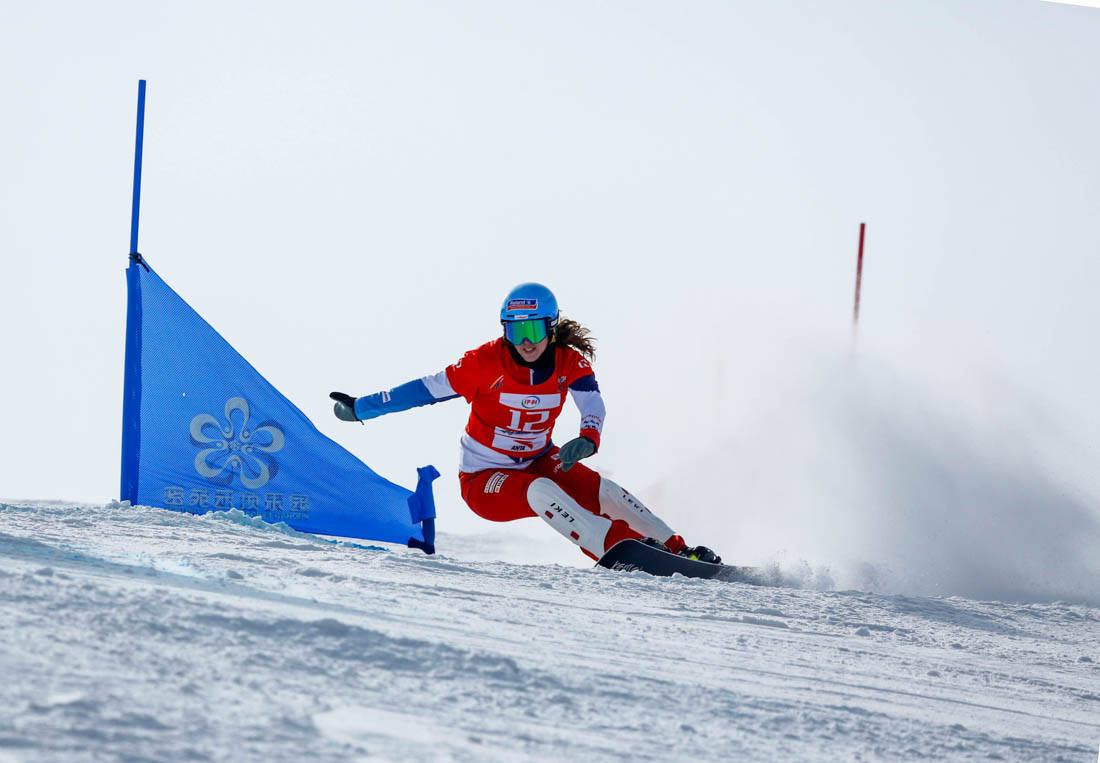 中国国家滑雪队在奥地利积极备战冬奥会