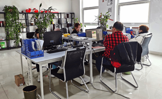 熟专业客服团队，为广大会员在推广过程中排忧解难、提供强有力的支持。除此之外，优迈生活还拓宽了收益渠道