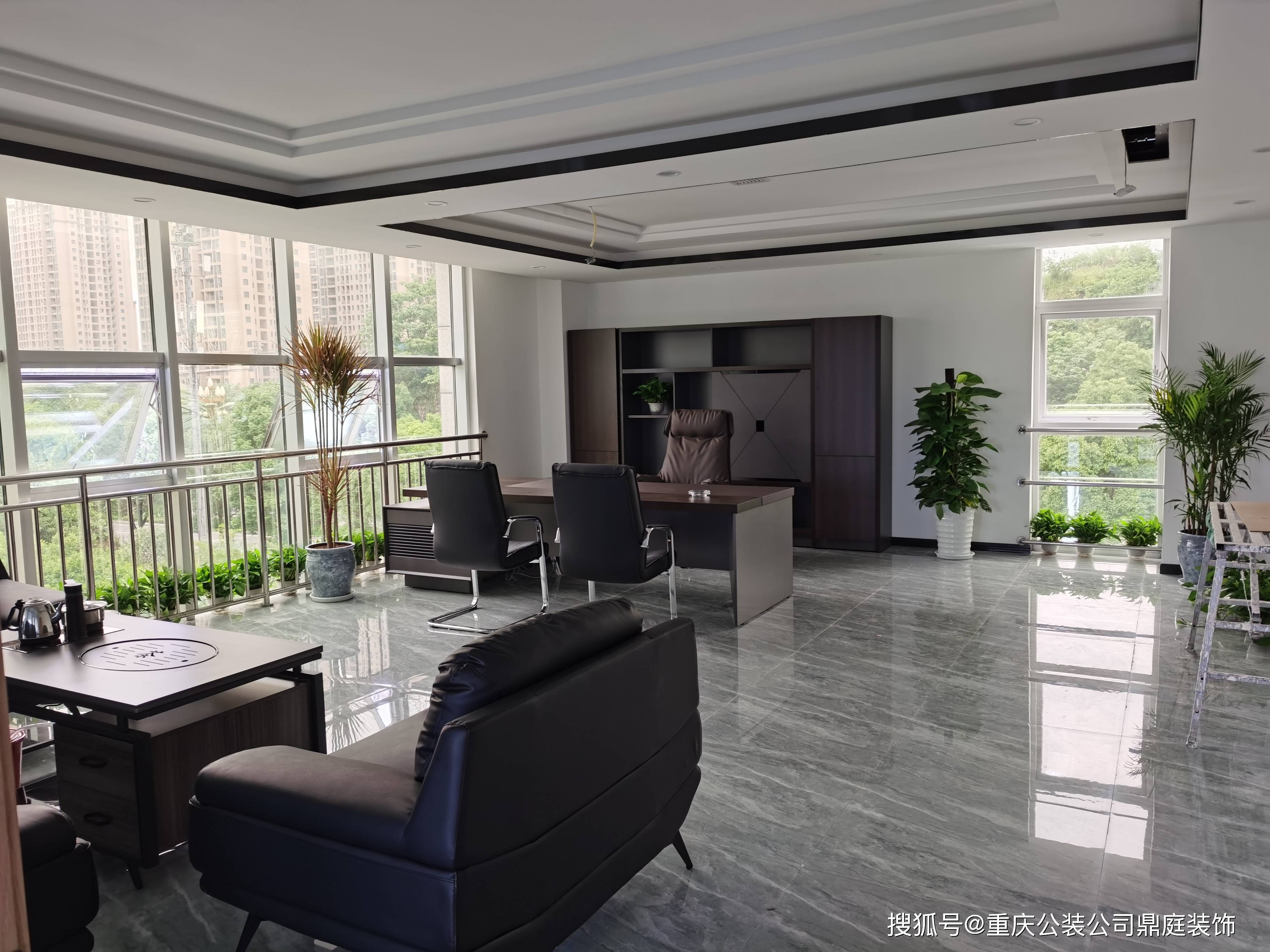 重庆工业园区办公楼装修实景图分享_会议室_检测室_过道