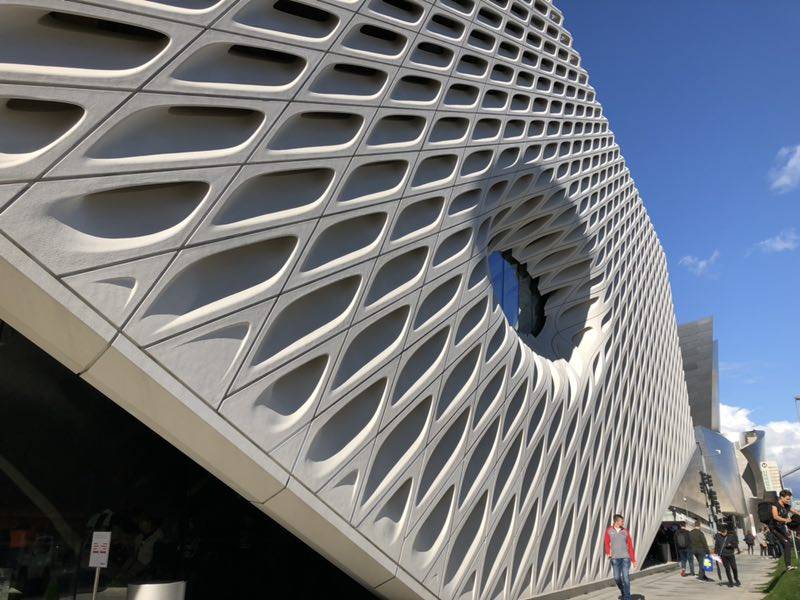 多家上市公司花式蹭热点，怎样辨别真伪元宇宙概念股？