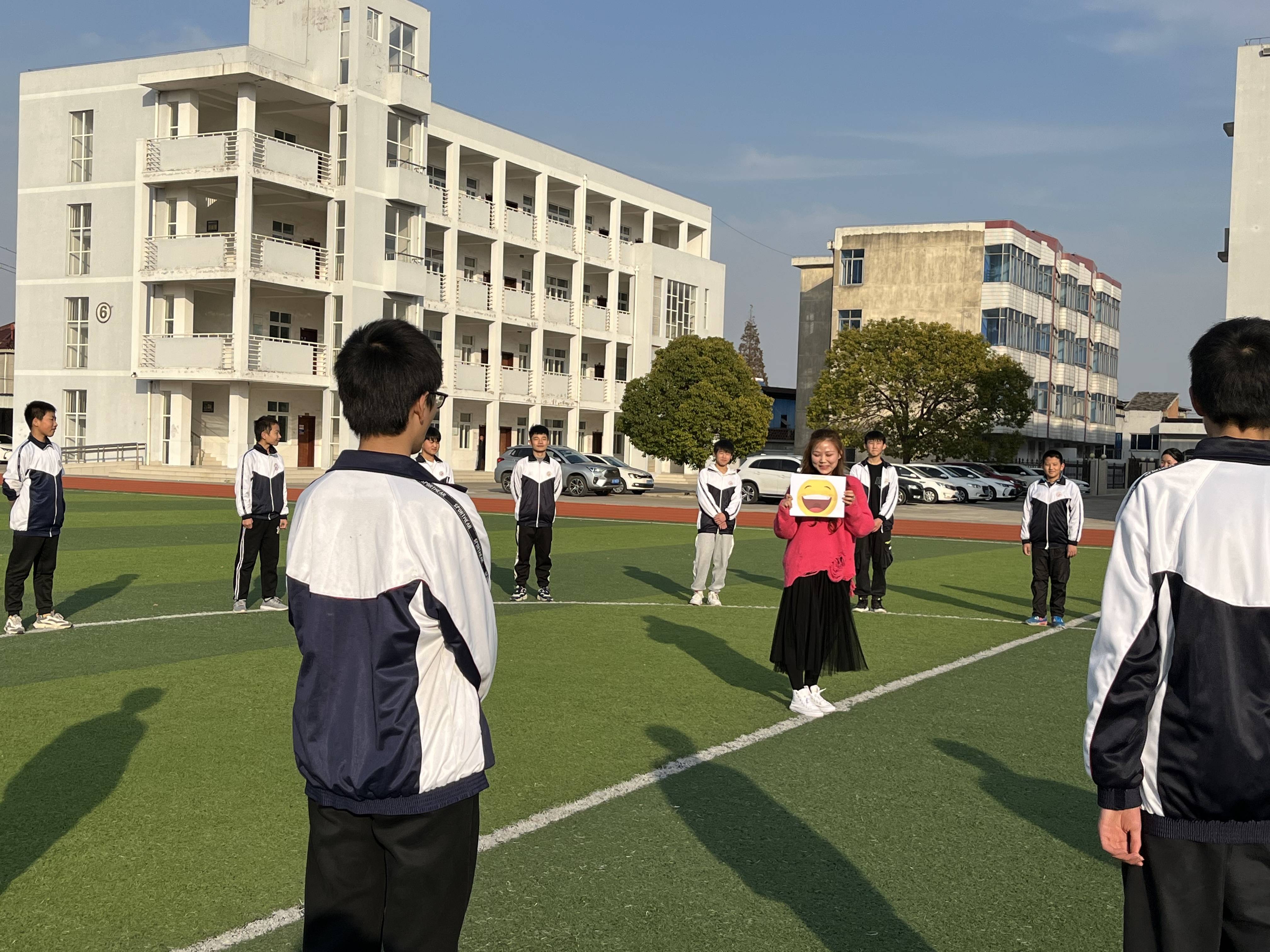 曹甸高级中学谢祝邦图片