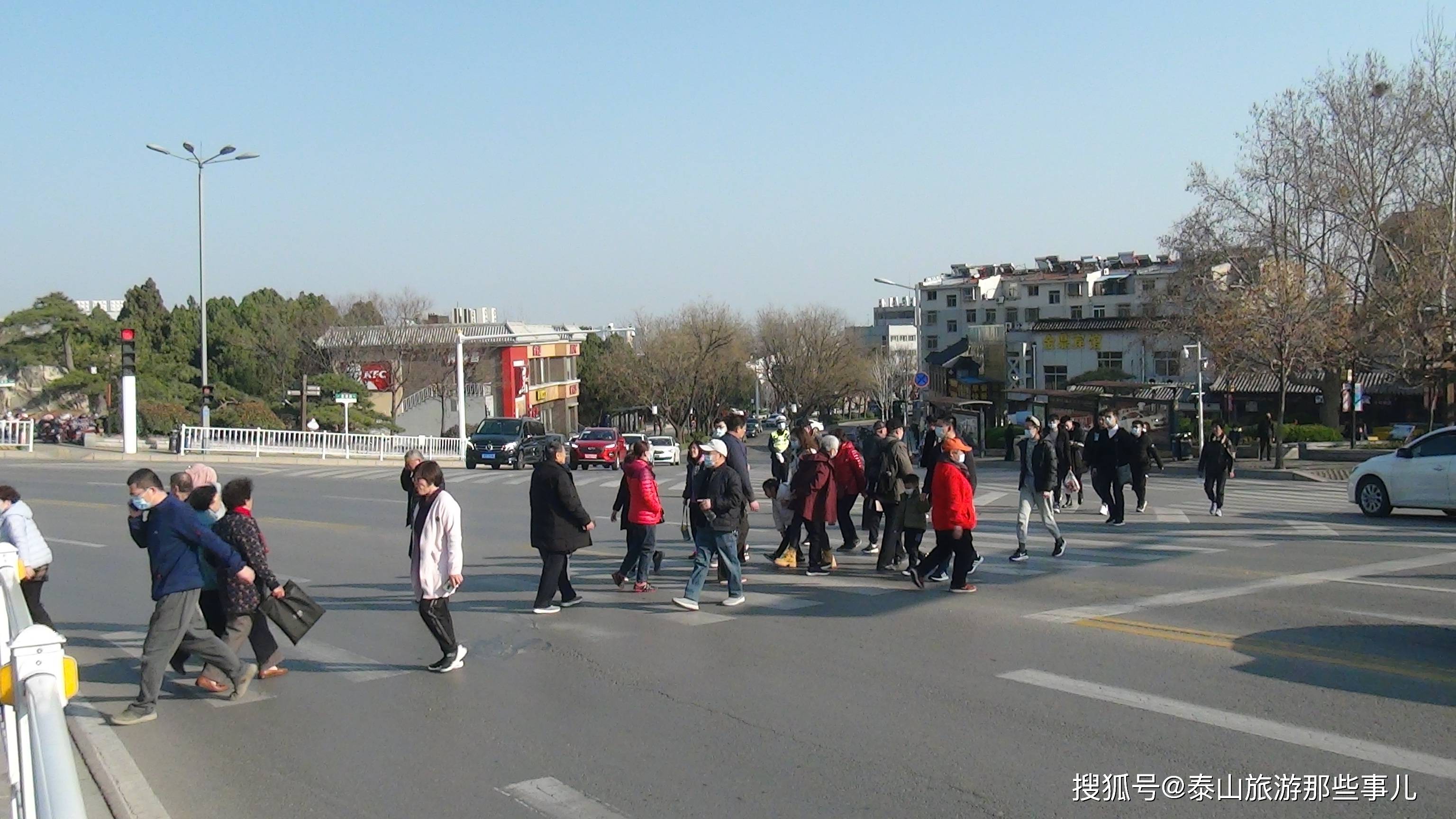 泰安东一条老街因原一庵堂得名街内2个星级建筑为游客青睐