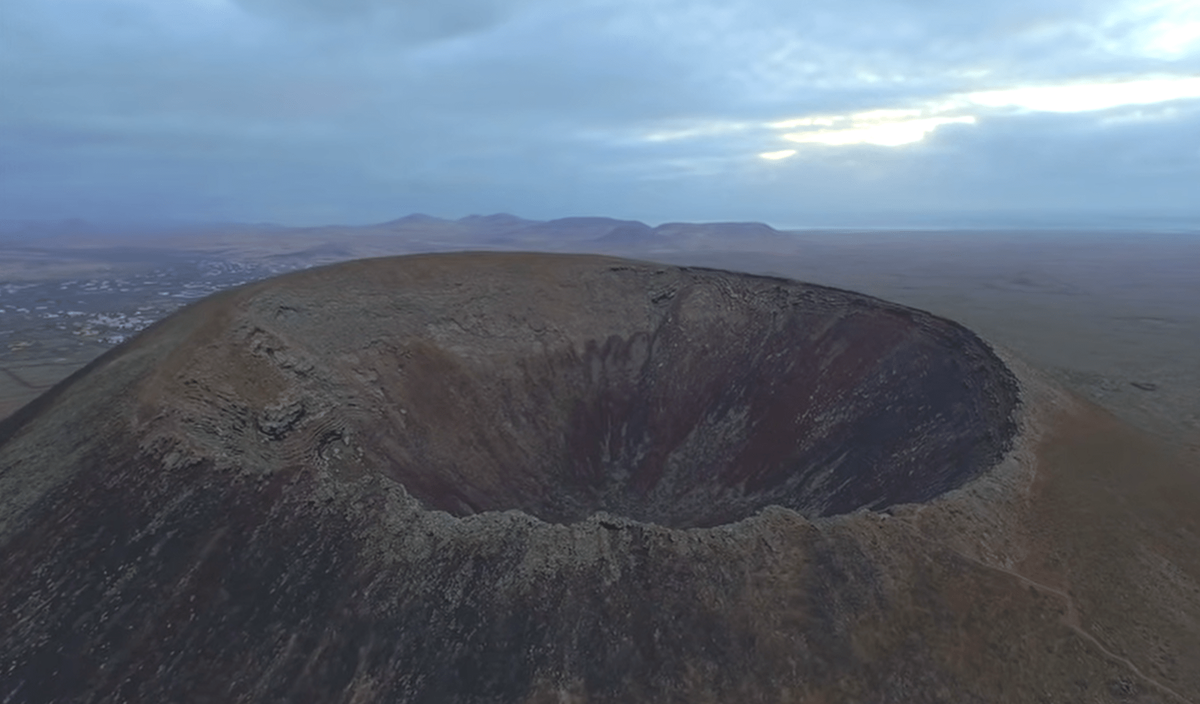 西伯利亚地盾火山图片