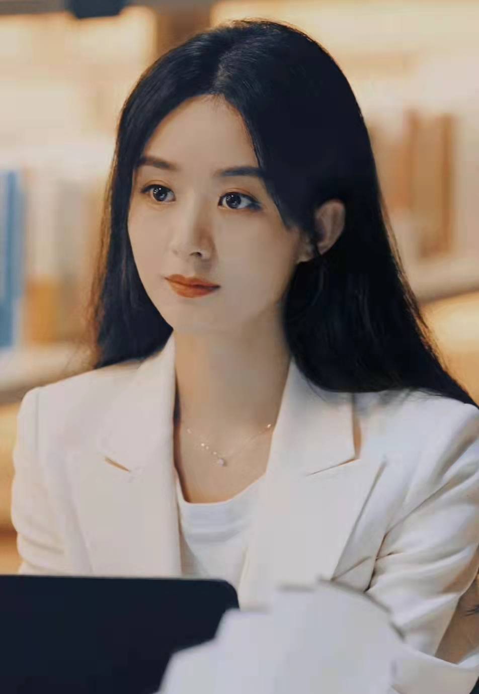 赵丽颖沈雨剧照合集:女神气质,秀丽端庄