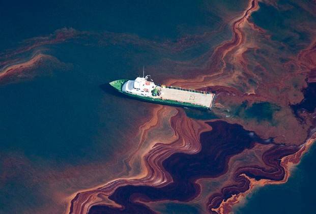 海洋石油污染物的微生物降解与生物修复